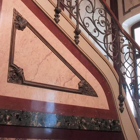 Haniel Carl Lejlighed *