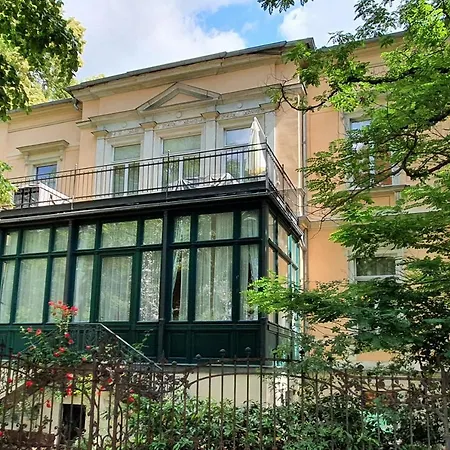 Haniel Carl Appartement