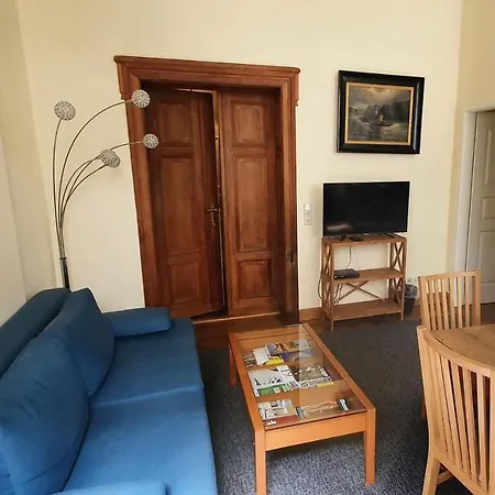 Haniel Carl Appartement